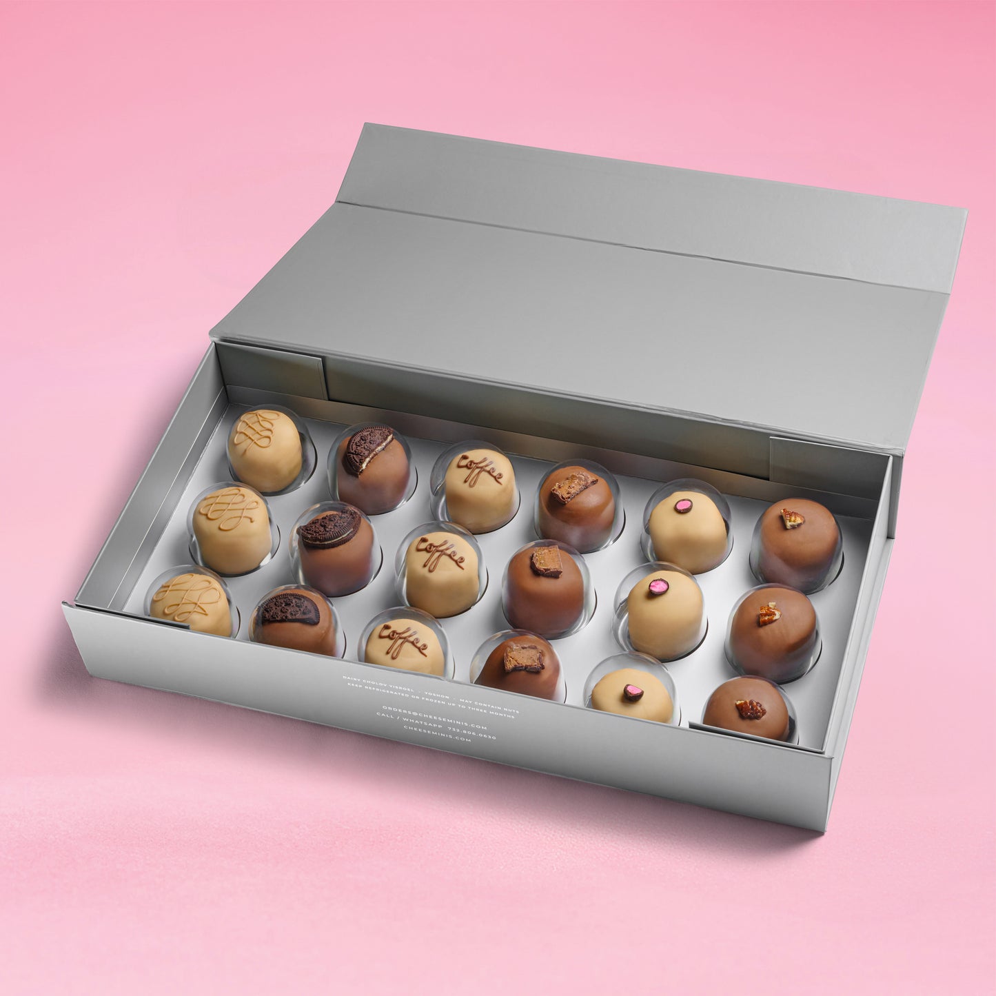 X Large Gift Box - SHAVUOS with Floral Arrangement by Vintage Petals