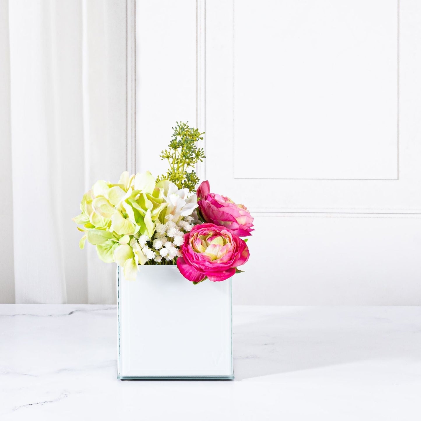 X Large Gift Box - SHAVUOS with Floral Arrangement by Vintage Petals